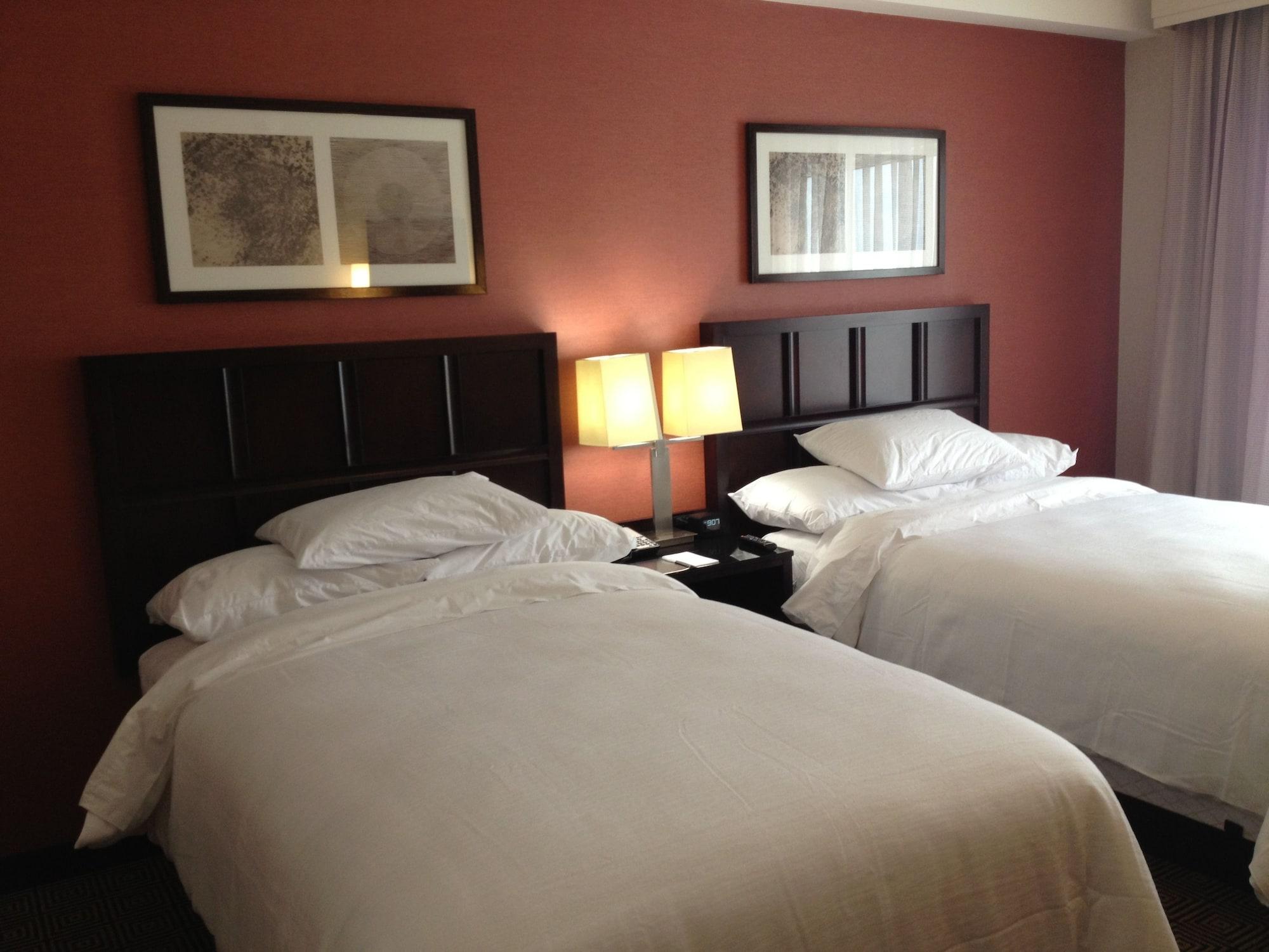 เอมบาสซี สวีท เอลิซาเบธ เนวาร์ค แอร์พอร์ต Hotel ภายนอก รูปภาพ