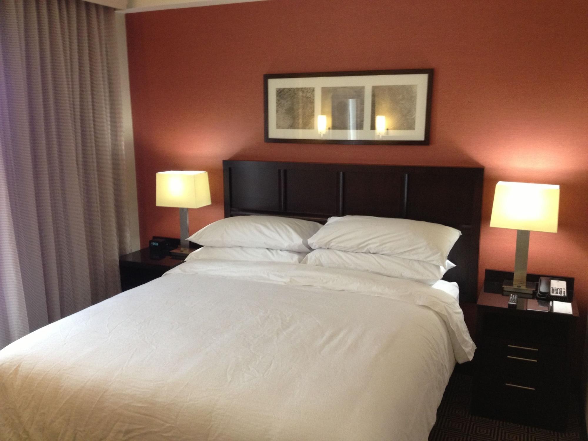 เอมบาสซี สวีท เอลิซาเบธ เนวาร์ค แอร์พอร์ต Hotel ภายนอก รูปภาพ